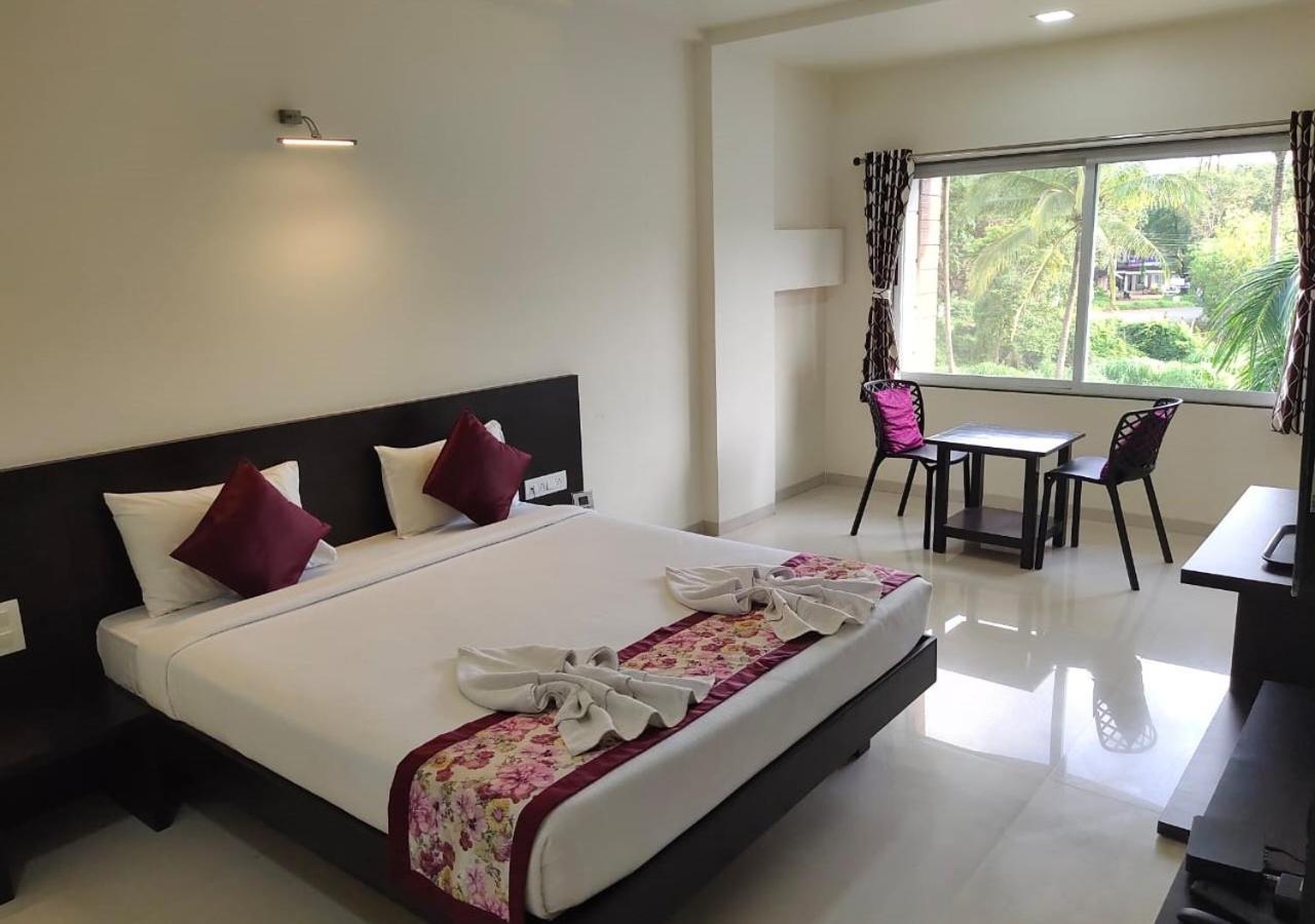 The Hotel Relax Kankavli Kankavali 外观 照片