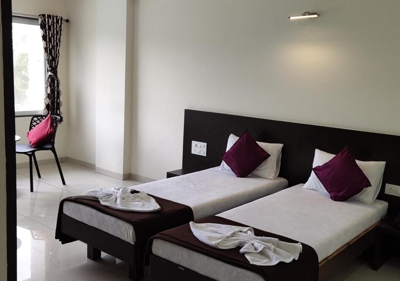 The Hotel Relax Kankavli Kankavali 外观 照片